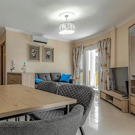 La Perla Vibes Apartment *
